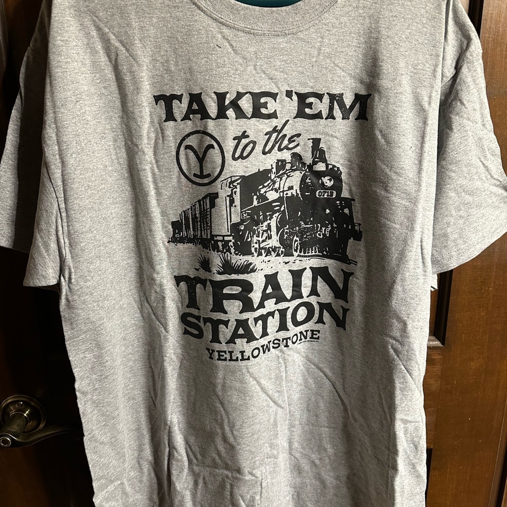 Yellowstone Gray Graphic T-Shirt